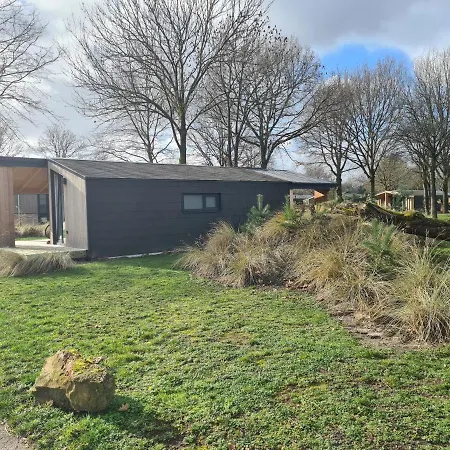 Panorama Near Efteling - With Garden And Swimmingpool Europarcs Casa de Férias Kaatsheuvel