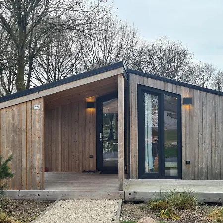 Panorama Near Efteling - With Garden And Swimmingpool Europarcs Holiday home *