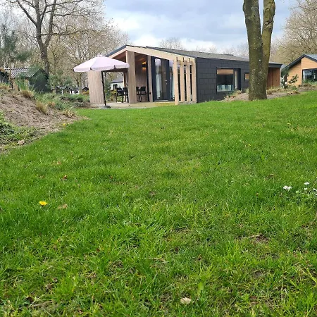 Panorama Near Efteling - With Garden And Swimmingpool Europarcs Holiday home *