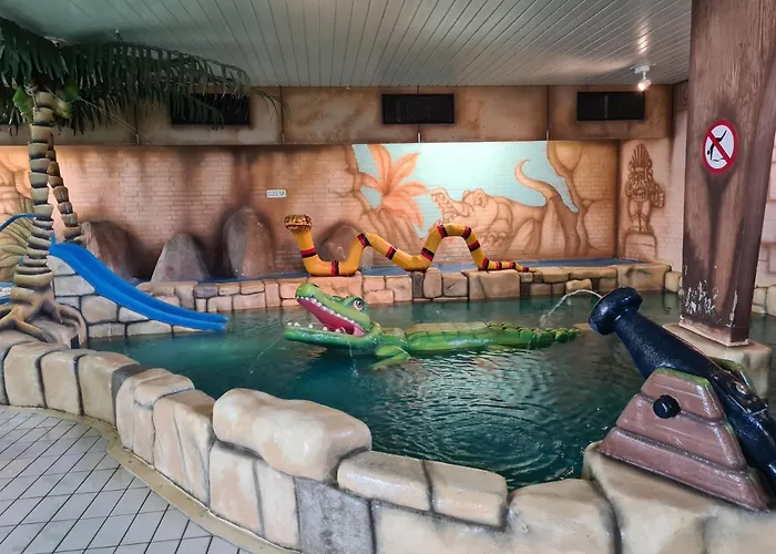 Panorama Near Efteling - With Garden And Swimmingpool Europarcs 別荘