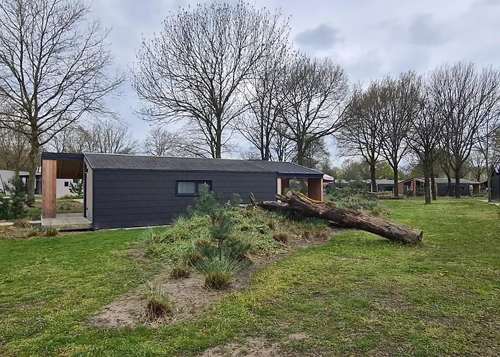 Panorama Near Efteling - With Garden And Swimmingpool Europarcs Holiday home *