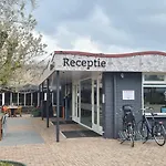 Дом отдыха Panorama Near Efteling - With Garden And Swimmingpool Europarcs Каатсхойвел
