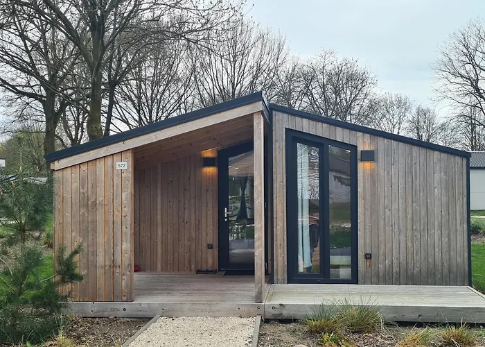 Panorama Near Efteling - With Garden And Swimmingpool Europarcs Vakantiehuis *