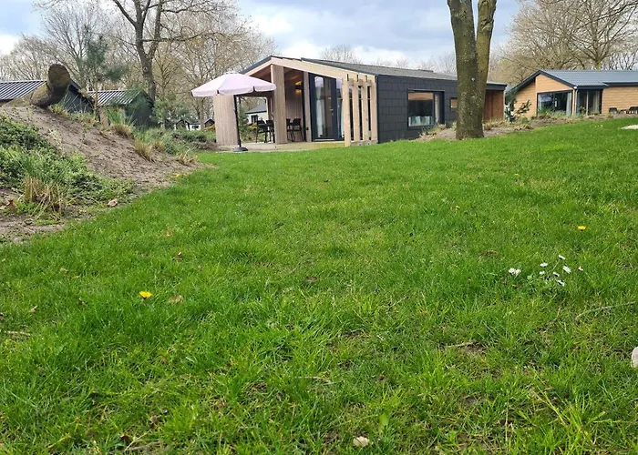 Panorama Near Efteling - With Garden And Swimmingpool Europarcs Vakantiehuis *